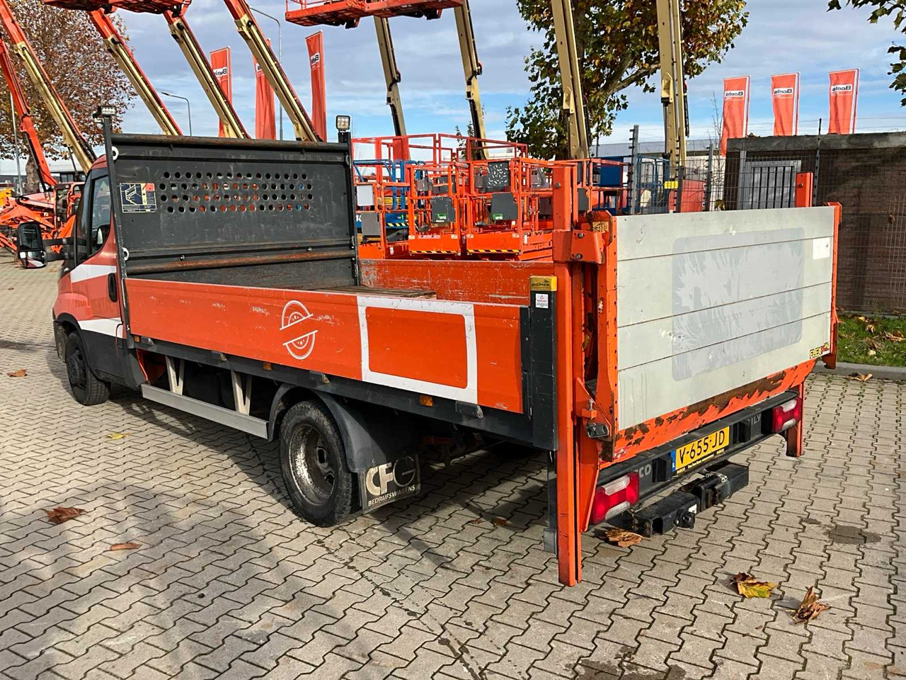 2017 IVECO DAILY 35-140 FLATBED TRUCK - Commercial vehicle: picture 2 2017 IVECO DAILY 35-140 FLATBED TRUCK - Commercial vehicle: picture 2