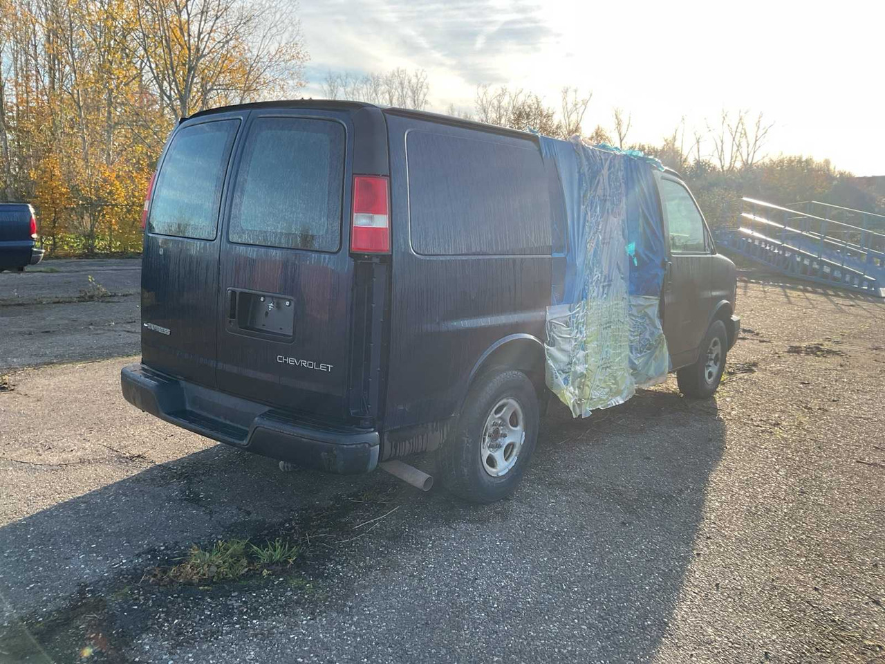 CHEVROLET EXPRESS VAN COMMERCIAL VEHICLE - Commercial vehicle: picture 4 CHEVROLET EXPRESS VAN COMMERCIAL VEHICLE - Commercial vehicle: picture 4