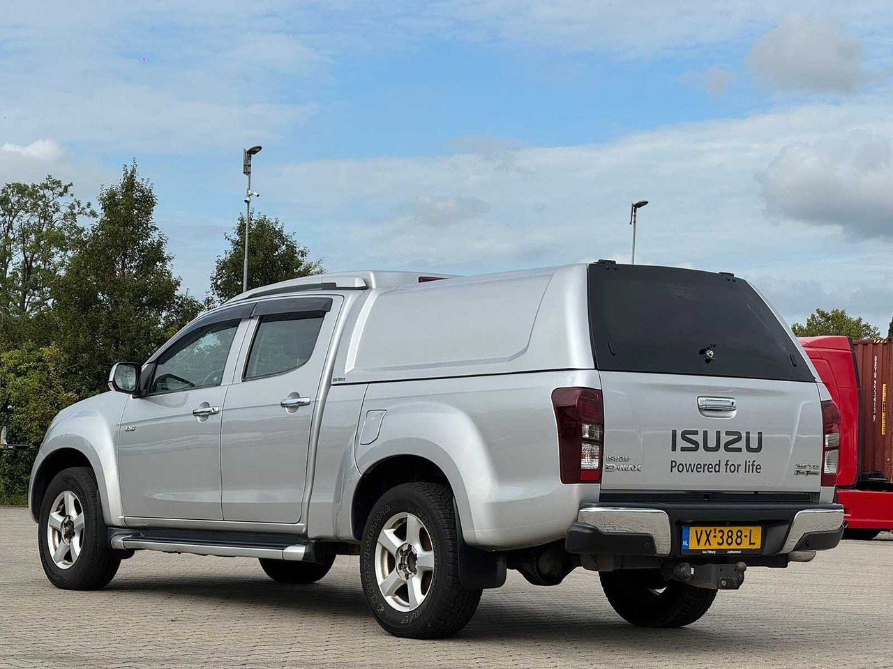 ISUZU D-MAX 2.5 DOUBLE CAB LSX 5-PERSON - 2016 | VX-388-L - Commercial vehicle: picture 2 ISUZU D-MAX 2.5 DOUBLE CAB LSX 5-PERSON - 2016 | VX-388-L - Commercial vehicle: picture 2