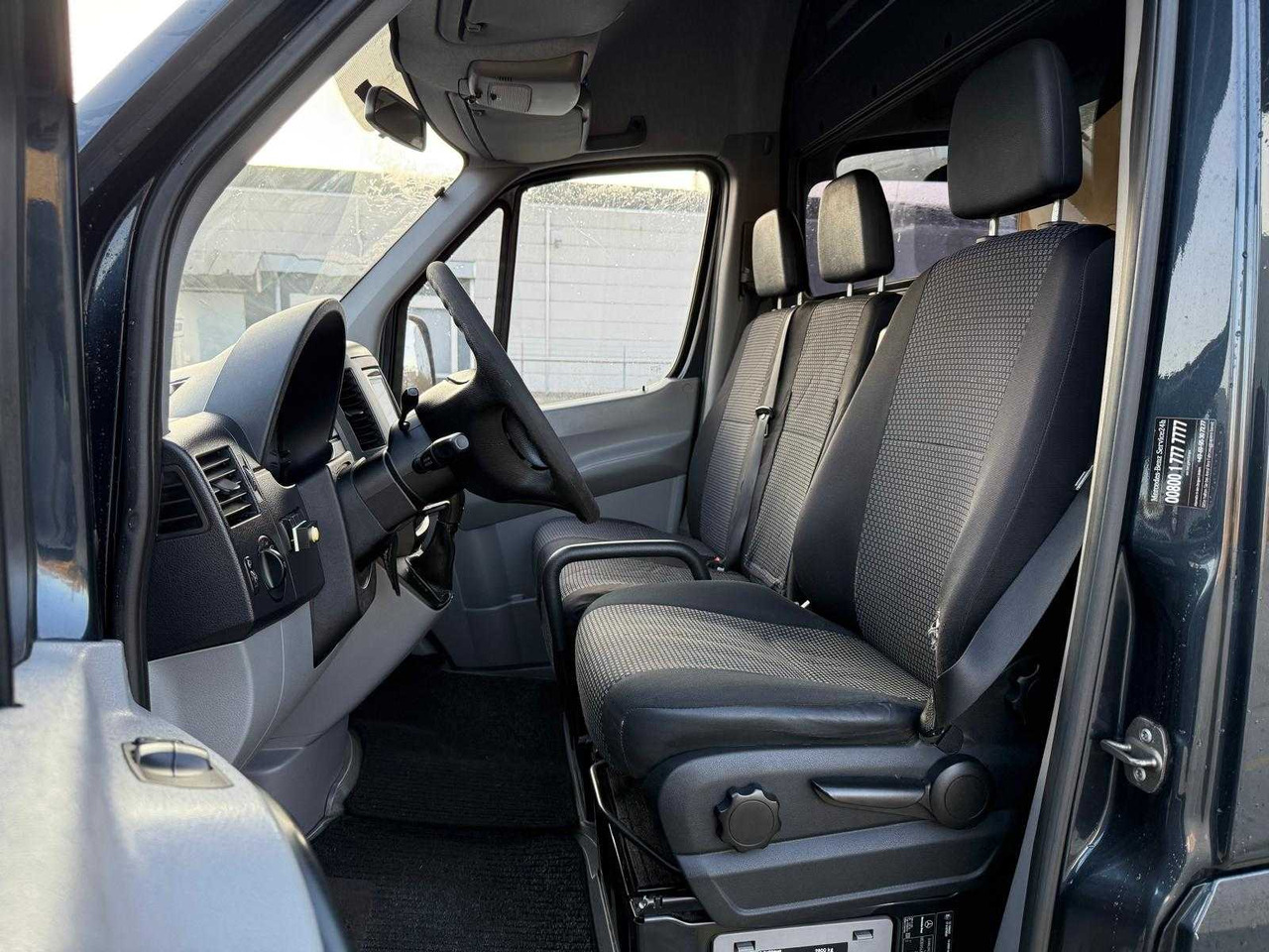 Commercial vehicle MERCEDES-BENZ - SPRINTER - 209 2.2 CDI 366 HDDC - COMMERCIAL VEHICLE: picture 16 Commercial vehicle MERCEDES-BENZ - SPRINTER - 209 2.2 CDI 366 HDDC - COMMERCIAL VEHICLE: picture 16