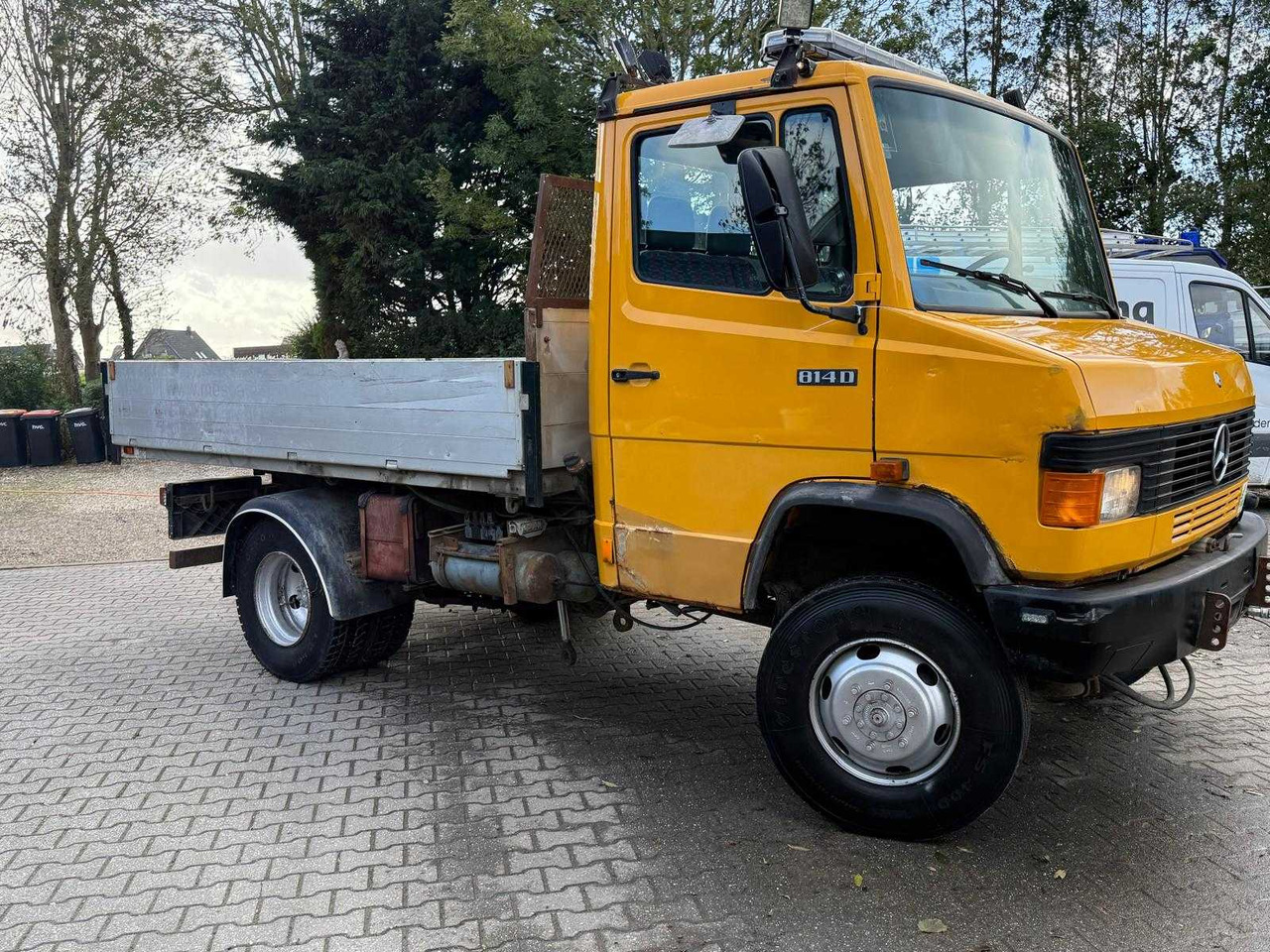 MERCEDES - VARIO 814 4X4 - COMMERCIAL VEHICLE TIPPER - Commercial vehicle: picture 5 MERCEDES - VARIO 814 4X4 - COMMERCIAL VEHICLE TIPPER - Commercial vehicle: picture 5