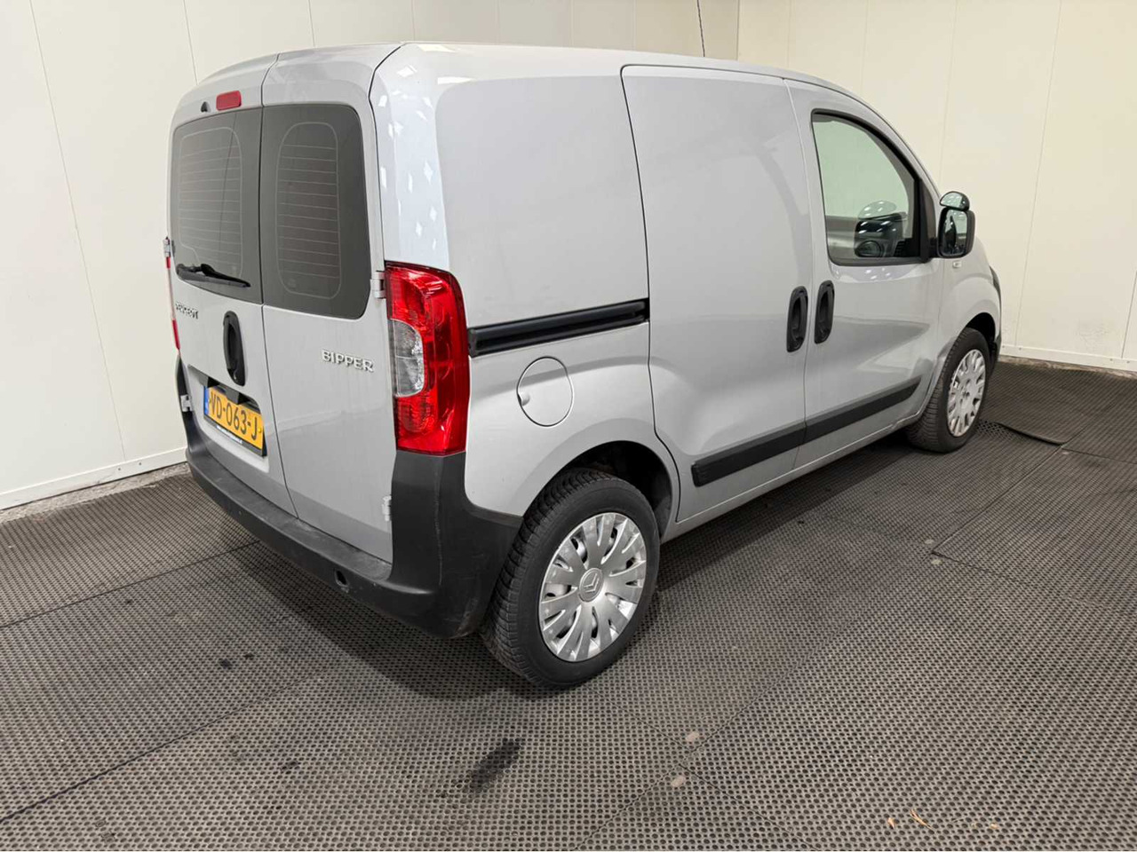 PEUGEOT - BIPPER - COMMERCIAL VEHICLE - 2013 - Commercial vehicle: picture 5 PEUGEOT - BIPPER - COMMERCIAL VEHICLE - 2013 - Commercial vehicle: picture 5