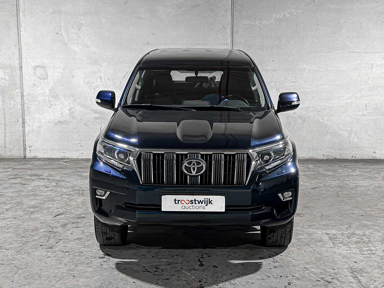 TOYOTA LAND CRUISER 2.8 D-4D-F CHALLENGER BLIND VAN 177HP 2020, VHH-33-H COMMERCIAL VEHICLE - Commercial vehicle: picture 4 TOYOTA LAND CRUISER 2.8 D-4D-F CHALLENGER BLIND VAN 177HP 2020, VHH-33-H COMMERCIAL VEHICLE - Commercial vehicle: picture 4