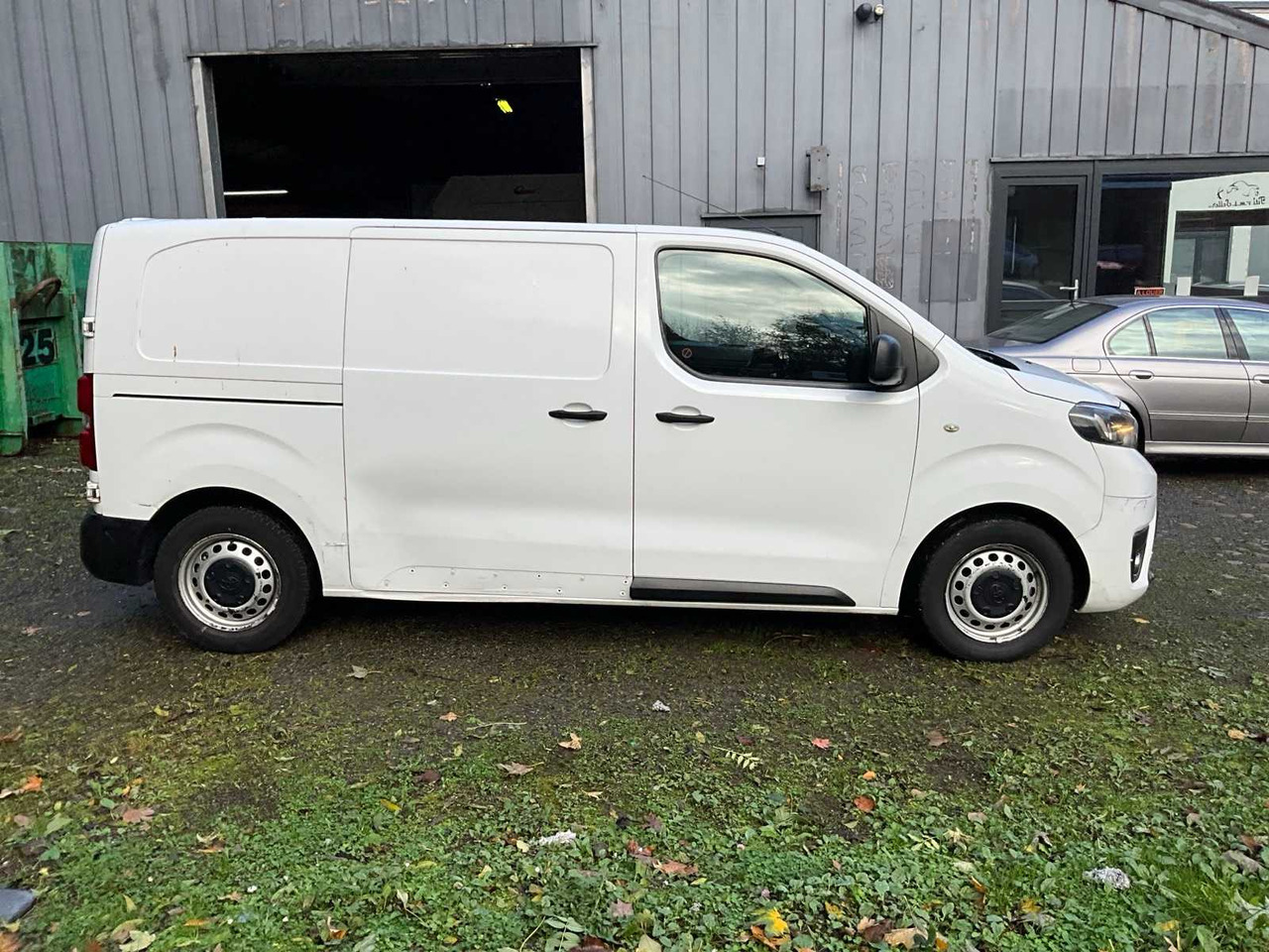 TOYOTA PROACE COMMERCIAL VEHICLE - Commercial vehicle: picture 4 TOYOTA PROACE COMMERCIAL VEHICLE - Commercial vehicle: picture 4