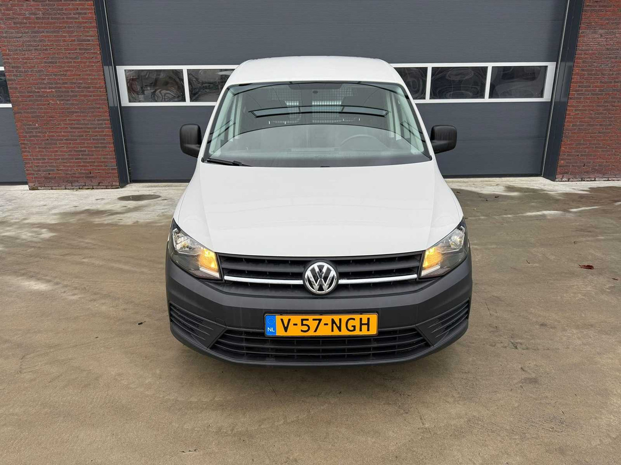 VOLKSWAGEN - EASYLINE BENZINE 1.2 TSI L1H1 - CADDY - VAN - Commercial vehicle: picture 2 VOLKSWAGEN - EASYLINE BENZINE 1.2 TSI L1H1 - CADDY - VAN - Commercial vehicle: picture 2