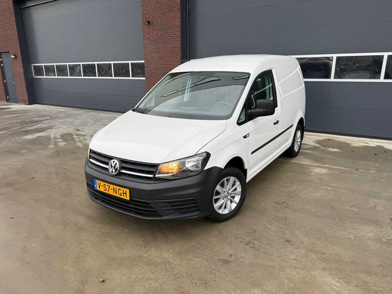 VOLKSWAGEN - EASYLINE BENZINE 1.2 TSI L1H1 - CADDY - VAN - Commercial vehicle: picture 1 VOLKSWAGEN - EASYLINE BENZINE 1.2 TSI L1H1 - CADDY - VAN - Commercial vehicle: picture 1