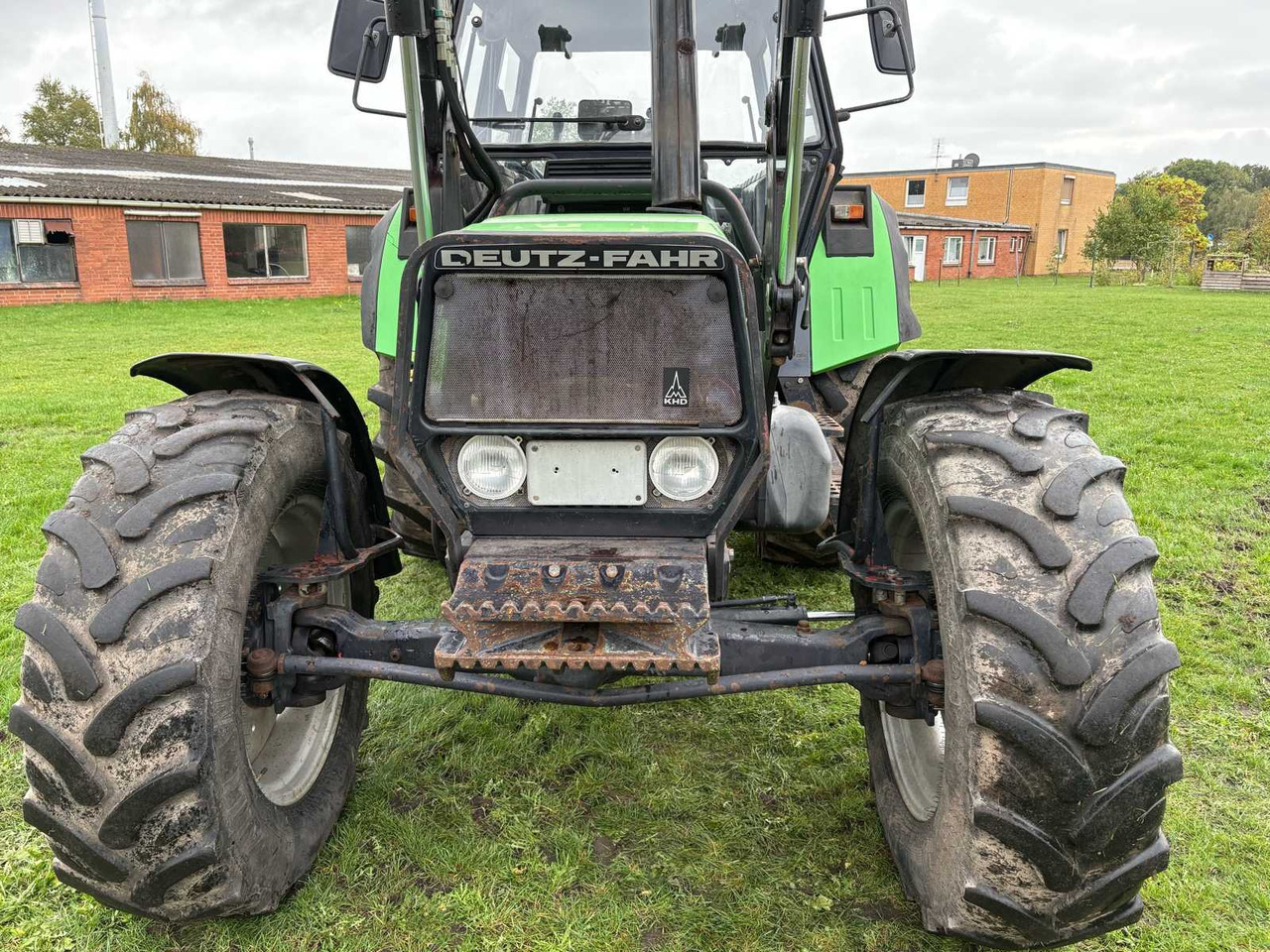 Deutz-Fahr DX 6.05 - Farm tractor: picture 2 Deutz-Fahr DX 6.05 - Farm tractor: picture 2