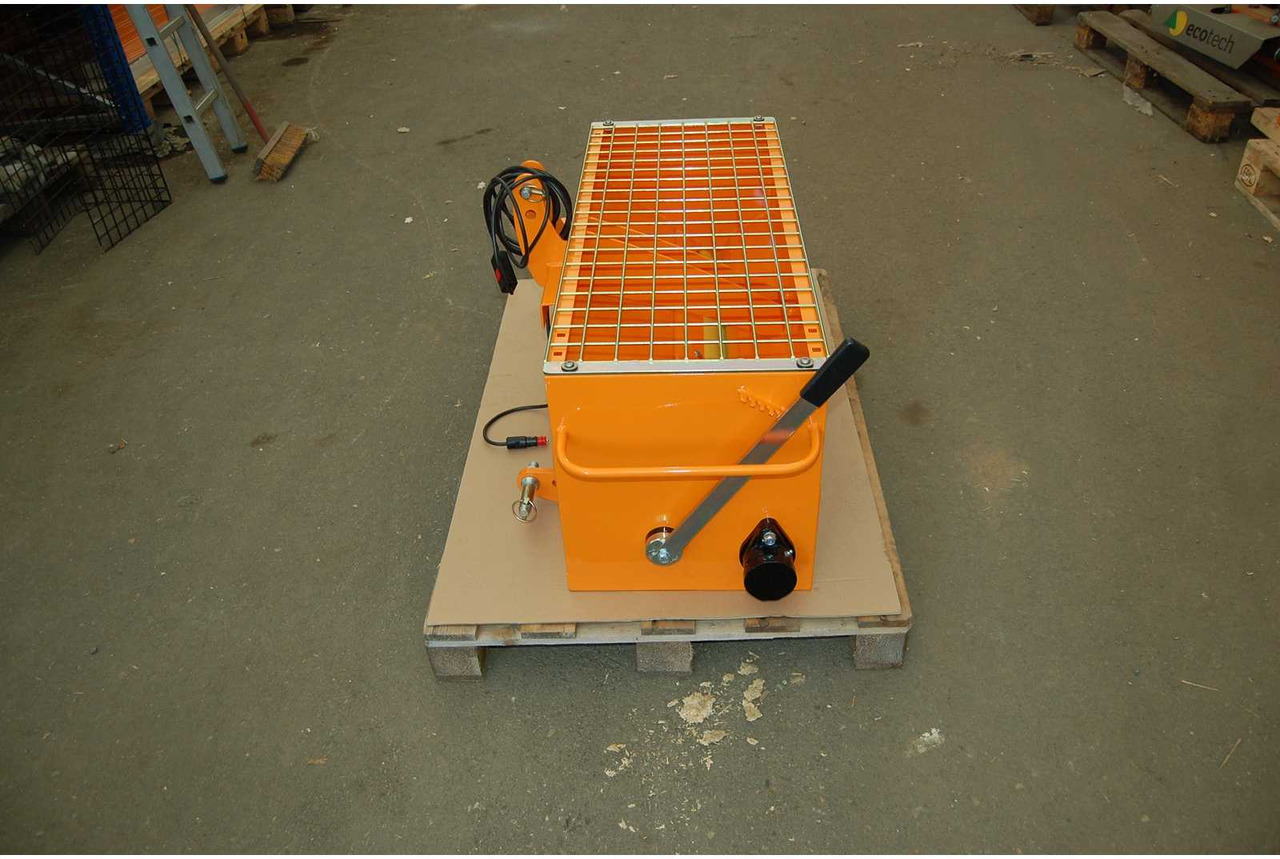 Ecotech 0XC-80E - Silage equipment: picture 5 Ecotech 0XC-80E - Silage equipment: picture 5