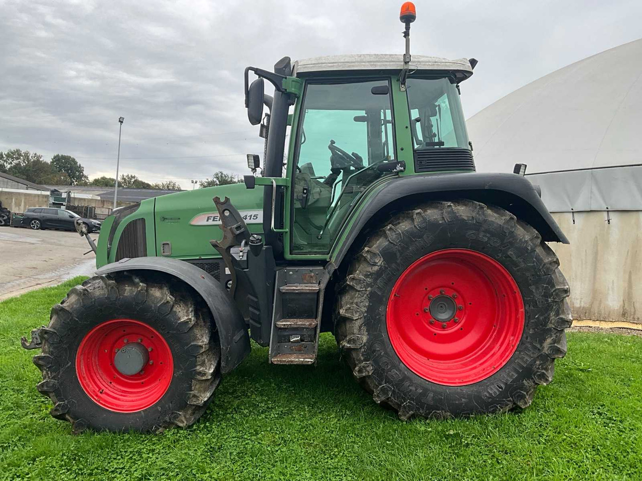 Fendt 415 vario - Farm tractor: picture 2 Fendt 415 vario - Farm tractor: picture 2