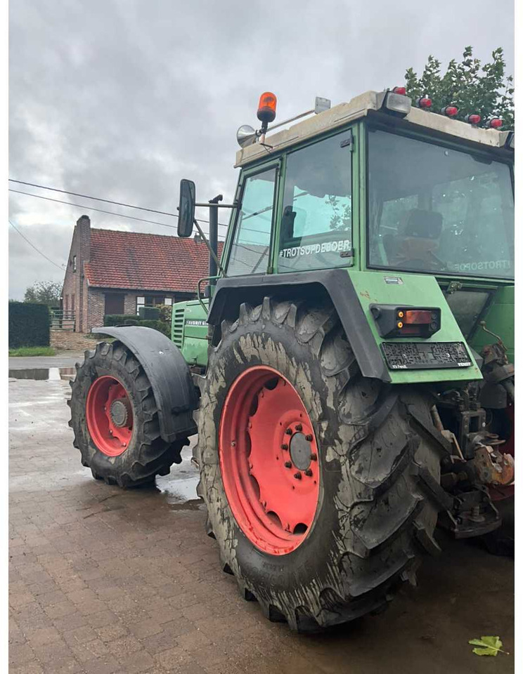 Fendt Favorit 611 Turbomatik - Farm tractor: picture 3 Fendt Favorit 611 Turbomatik - Farm tractor: picture 3
