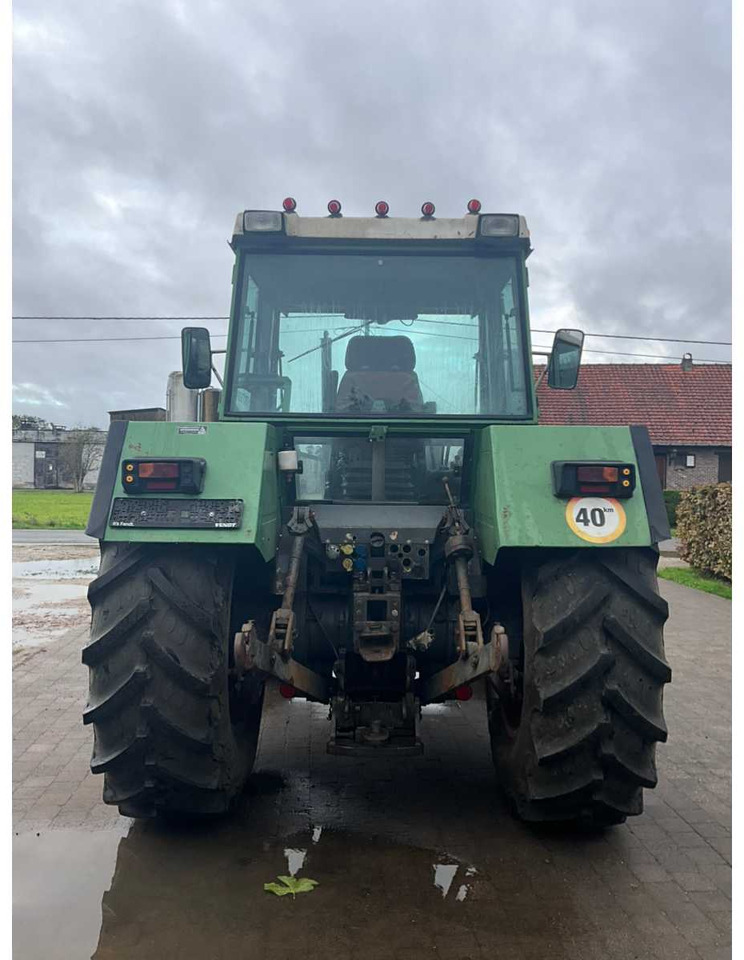 Fendt Favorit 611 Turbomatik - Farm tractor: picture 4 Fendt Favorit 611 Turbomatik - Farm tractor: picture 4