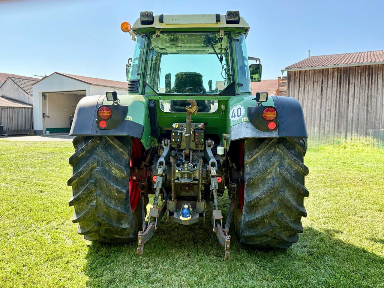 Fendt Favorit 716 Vario - Farm tractor: picture 3 Fendt Favorit 716 Vario - Farm tractor: picture 3