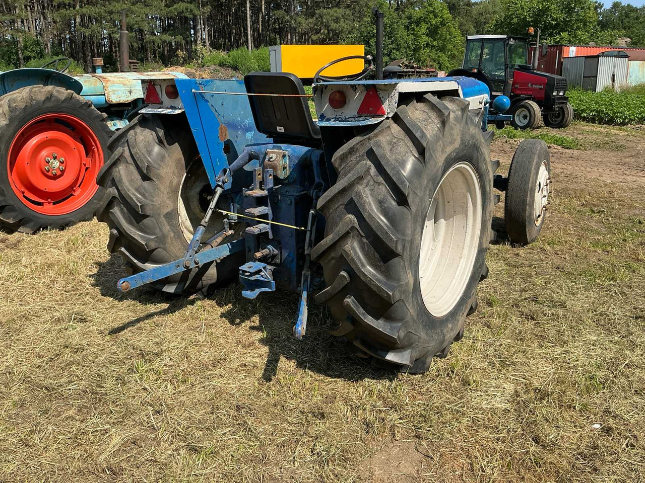 Ford Major - Farm tractor: picture 5 Ford Major - Farm tractor: picture 5
