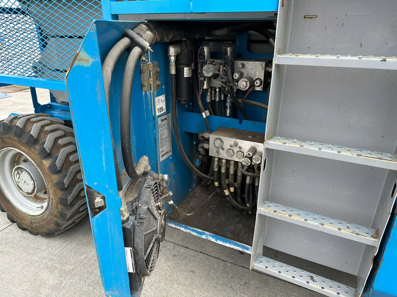 GENIE - GS-3384 - AERIAL WORK PLATFORMS - 2007 - Aerial platform: picture 5 GENIE - GS-3384 - AERIAL WORK PLATFORMS - 2007 - Aerial platform: picture 5