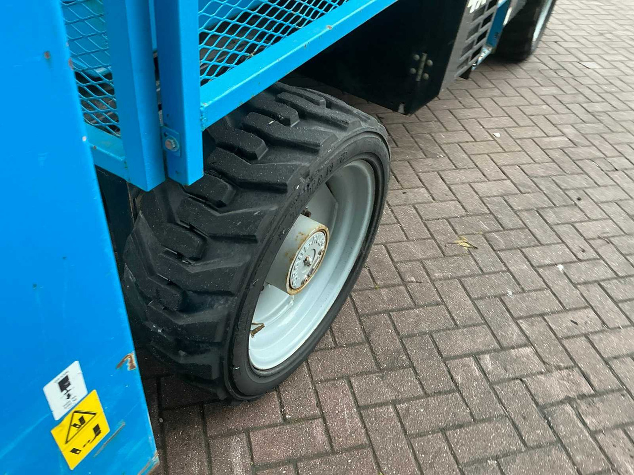 Aerial platform Genie GS-5390: picture 11 Aerial platform Genie GS-5390: picture 11