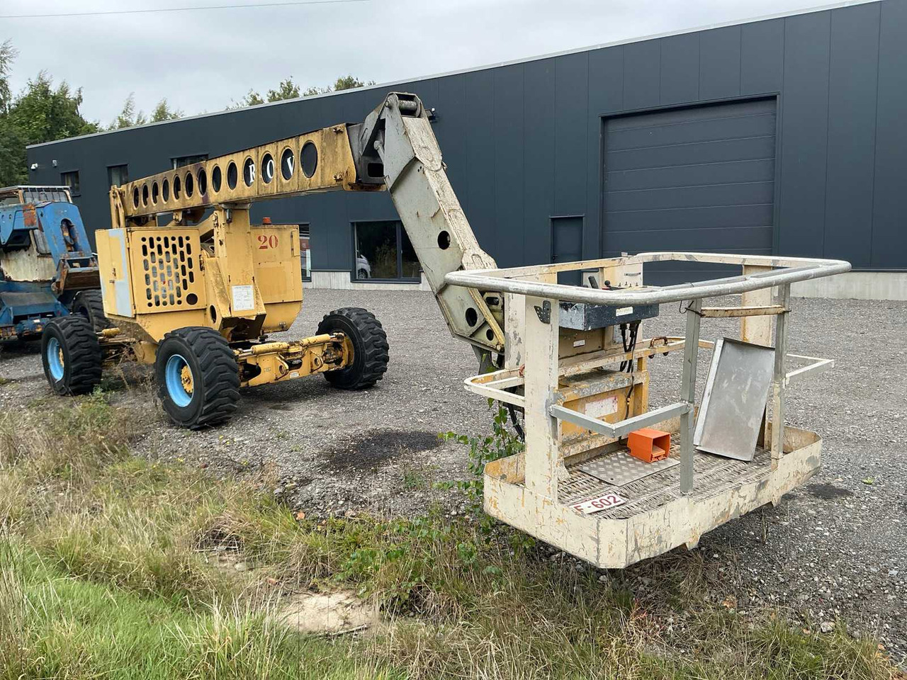 Grove AMZ68XT - Aerial platform: picture 1 Grove AMZ68XT - Aerial platform: picture 1