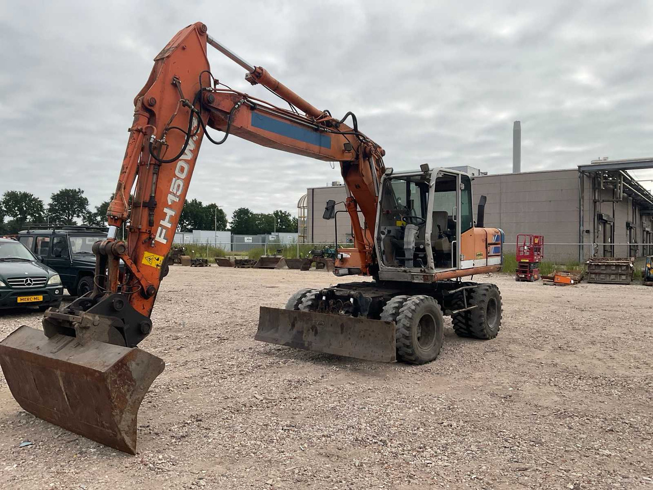 Hitachi FH 150W.3 - Mobile crane: picture 1 Hitachi FH 150W.3 - Mobile crane: picture 1
