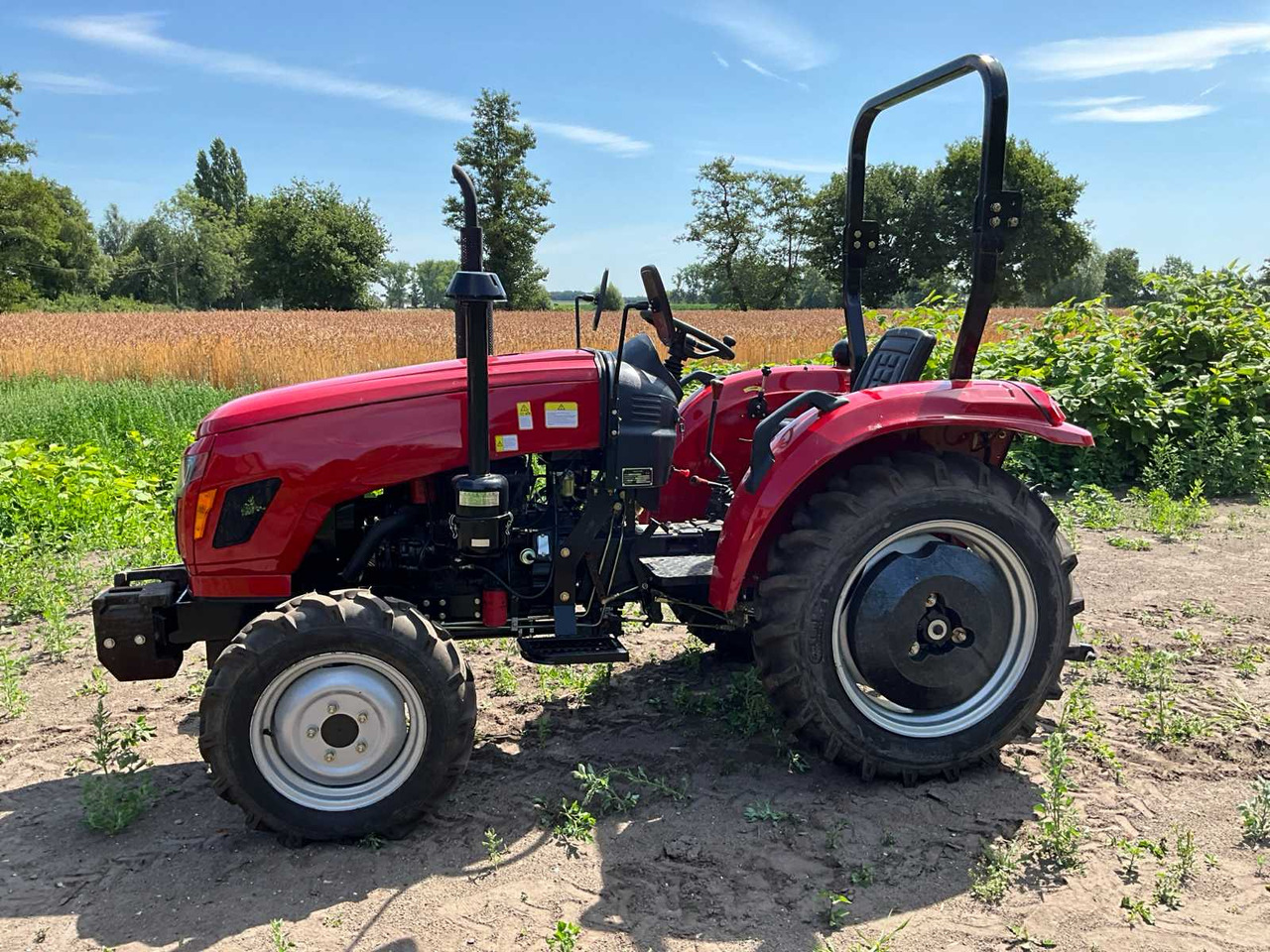 Huaxia H-254 - Mini tractor: picture 3 Huaxia H-254 - Mini tractor: picture 3