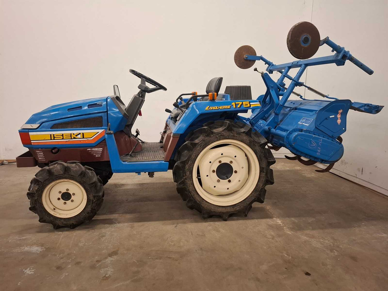 Iseki Landhope 175 - Mini tractor: picture 3 Iseki Landhope 175 - Mini tractor: picture 3