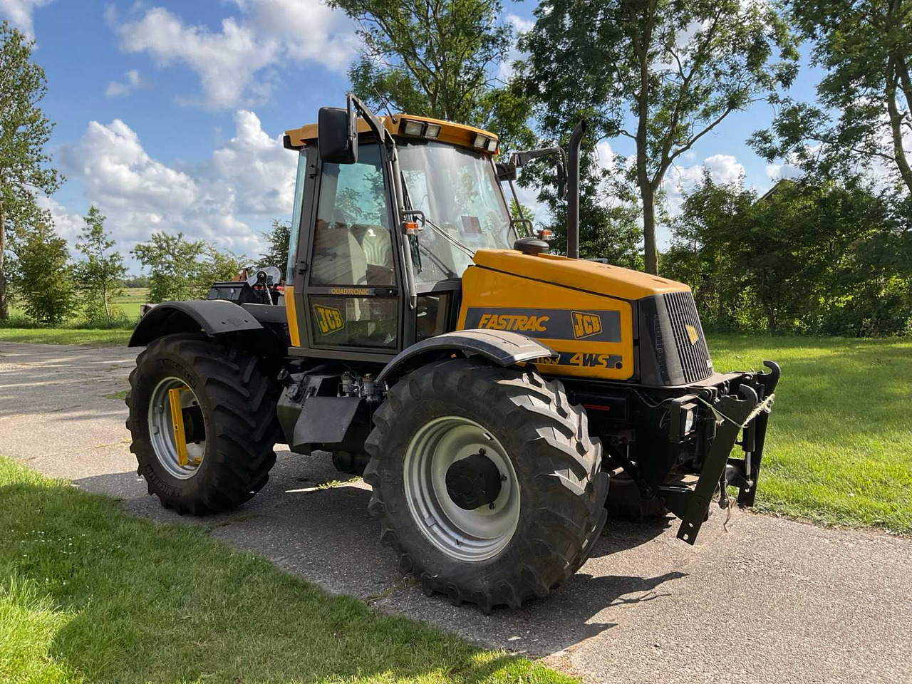 JCB Fastrac 1135 4WS - Farm tractor: picture 3 JCB Fastrac 1135 4WS - Farm tractor: picture 3
