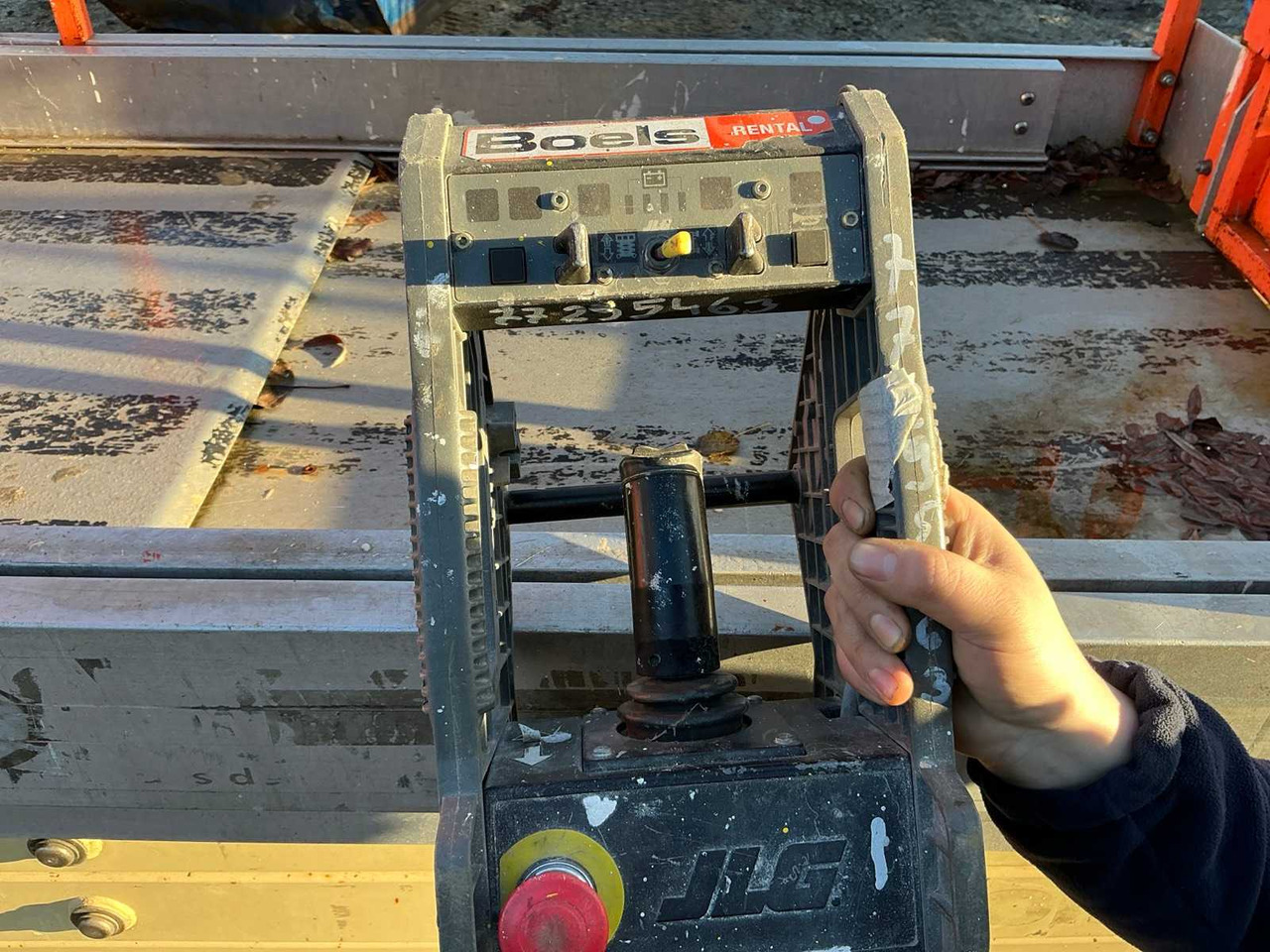 Aerial platform JLG - 3246ES - AERIAL WORK PLATFORMS - 2011 (ESN11811014): picture 18