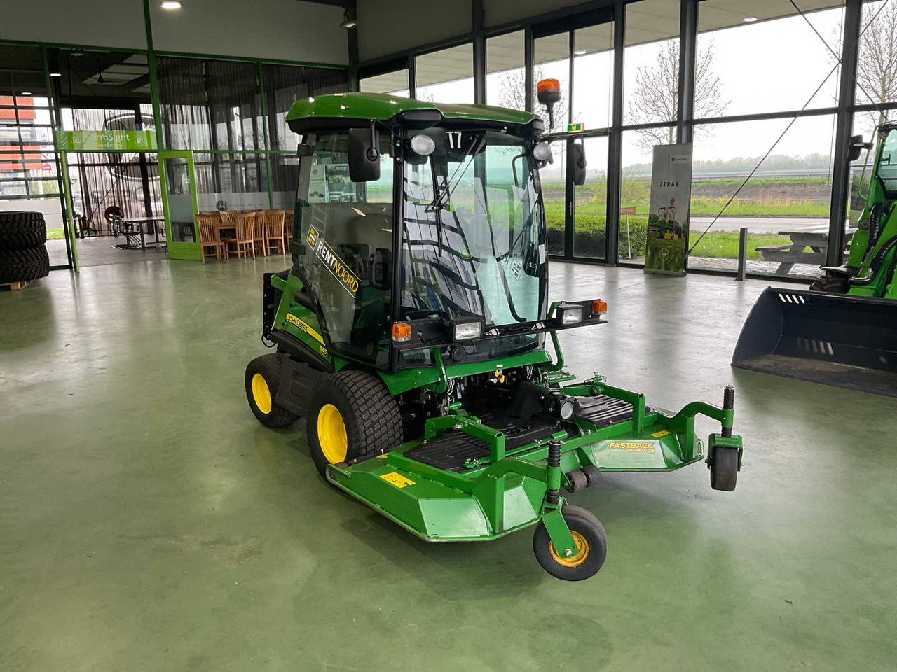 John Deere 1585 TerrainCut - Garden mower: picture 3 John Deere 1585 TerrainCut - Garden mower: picture 3