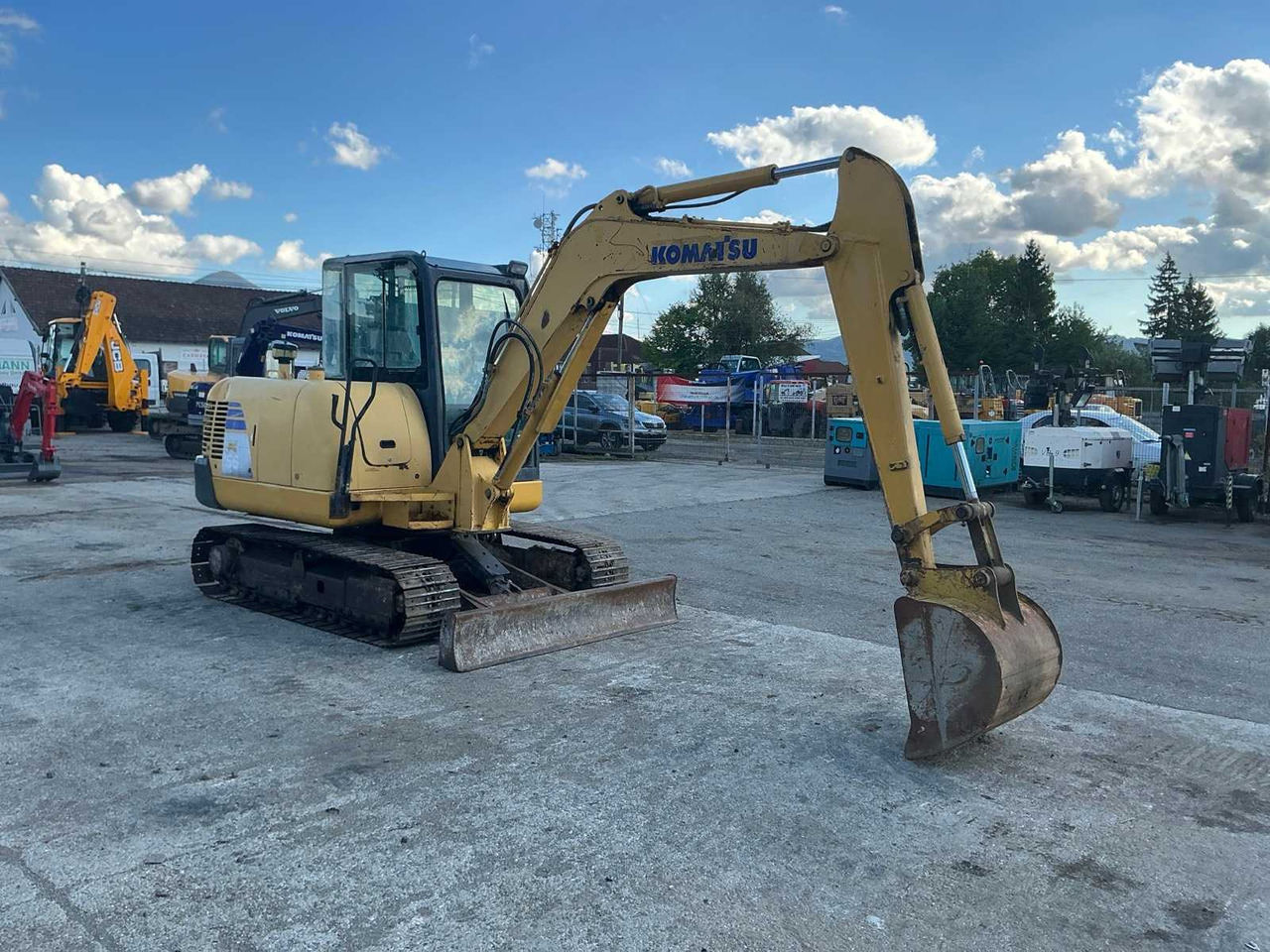 KOMATSU - PC 56 -7 - MINI-EXCAVATOR - 2007 - Mini excavator: picture 1 KOMATSU - PC 56 -7 - MINI-EXCAVATOR - 2007 - Mini excavator: picture 1