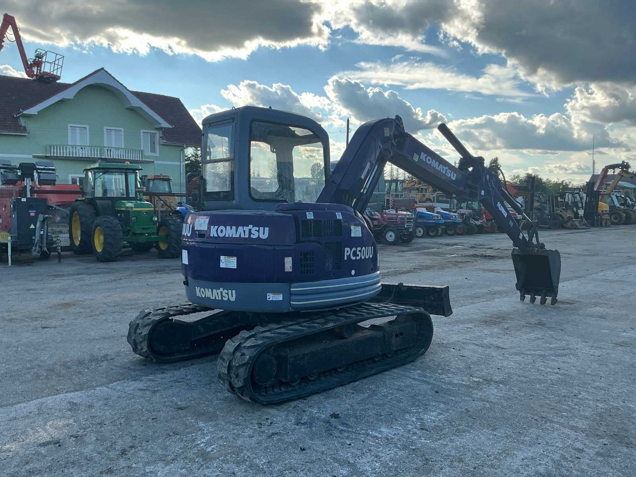 KOMATSU - PC50 UU-2 - MINI-EXCAVATOR - 2005 - Mini excavator: picture 1 KOMATSU - PC50 UU-2 - MINI-EXCAVATOR - 2005 - Mini excavator: picture 1