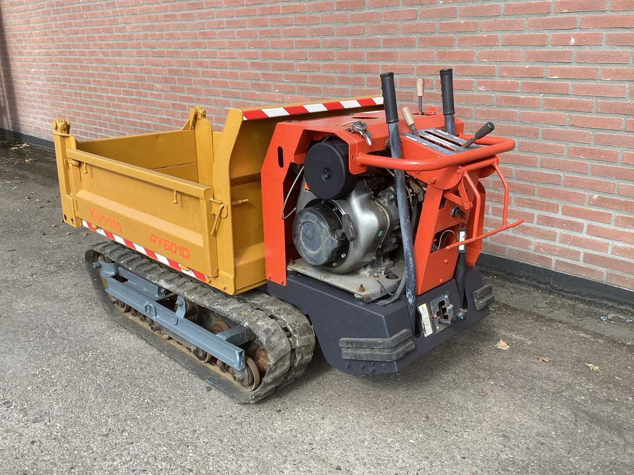 KUBOTA RY601D-3 - Dumper: picture 4 KUBOTA RY601D-3 - Dumper: picture 4