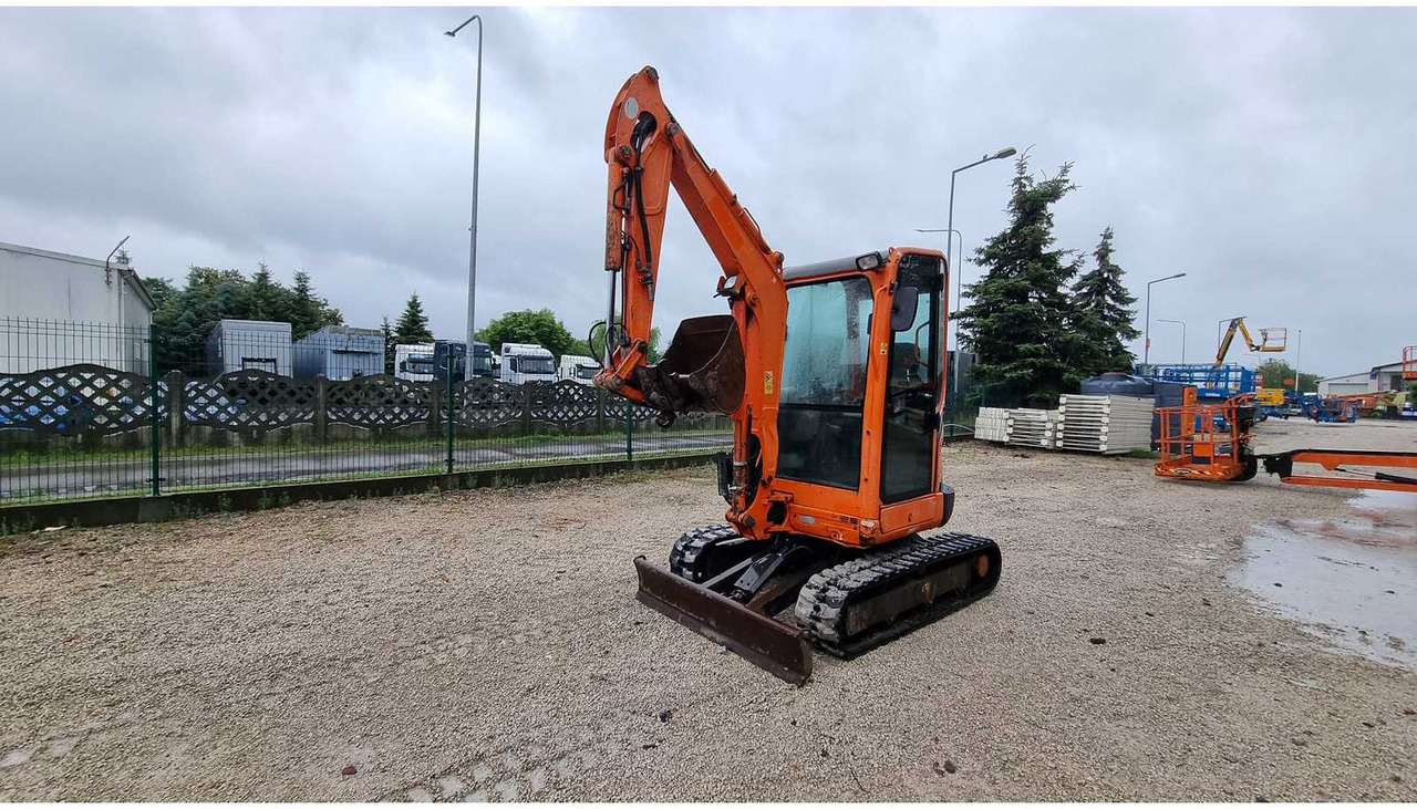 KUBOTA U27-4 - Mini excavator: picture 2 KUBOTA U27-4 - Mini excavator: picture 2