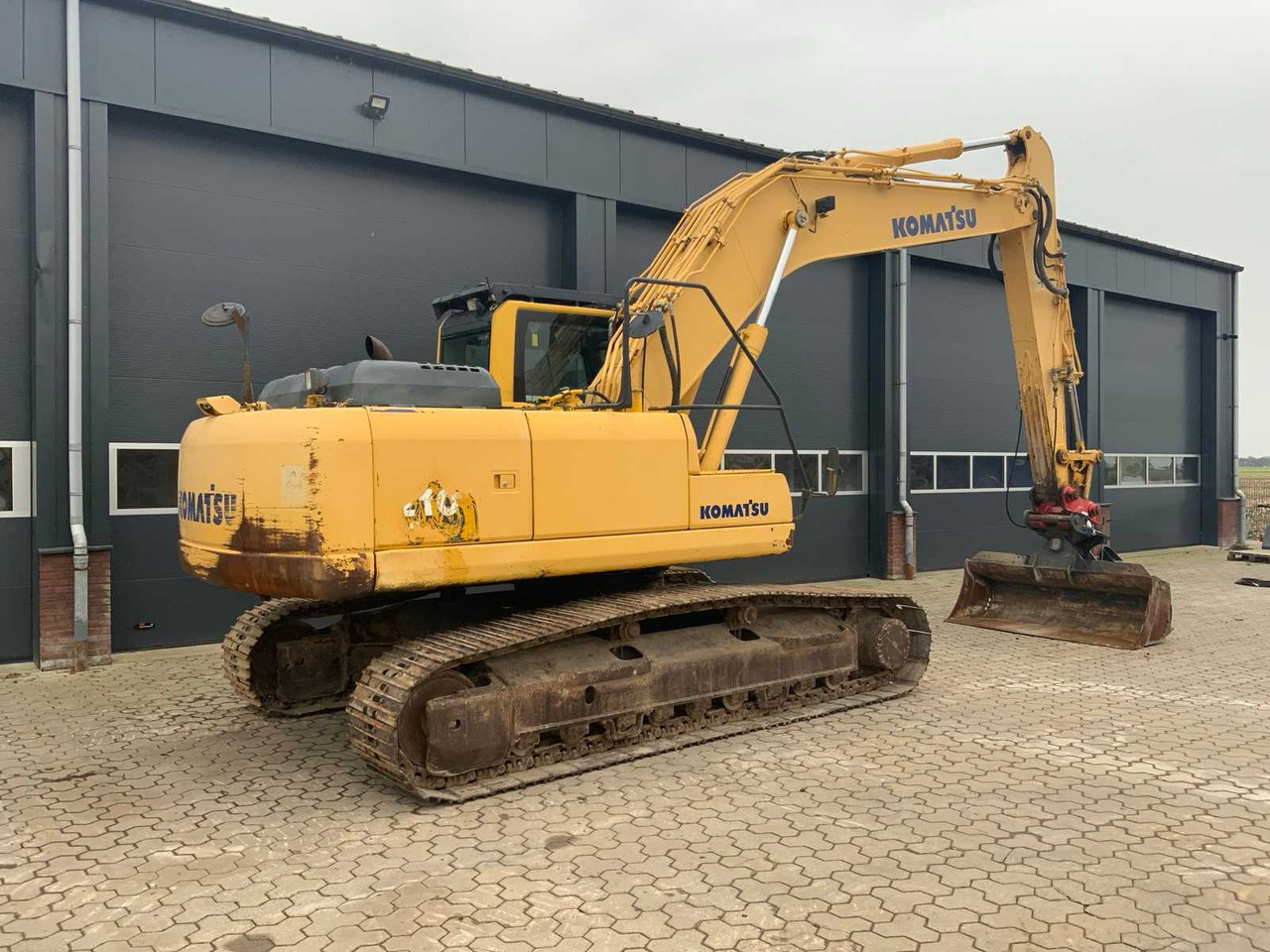 Komatsu 210 - Crawler excavator: picture 2 Komatsu 210 - Crawler excavator: picture 2