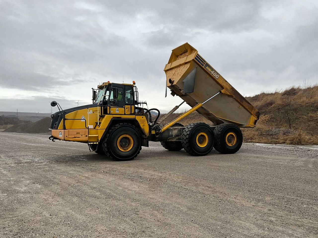 Komatsu HM400-3 - Dumper: picture 2 Komatsu HM400-3 - Dumper: picture 2