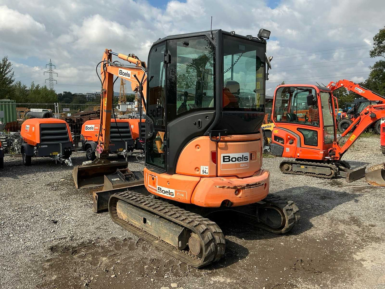 Komatsu PC35MR-5 - Crawler excavator: picture 4 Komatsu PC35MR-5 - Crawler excavator: picture 4