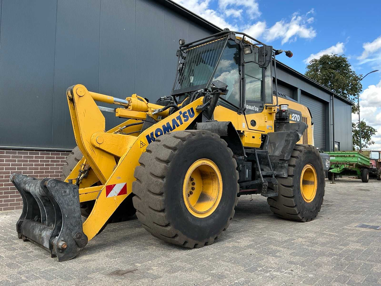 Komatsu WA270-8EO - Wheel loader: picture 1 Komatsu WA270-8EO - Wheel loader: picture 1