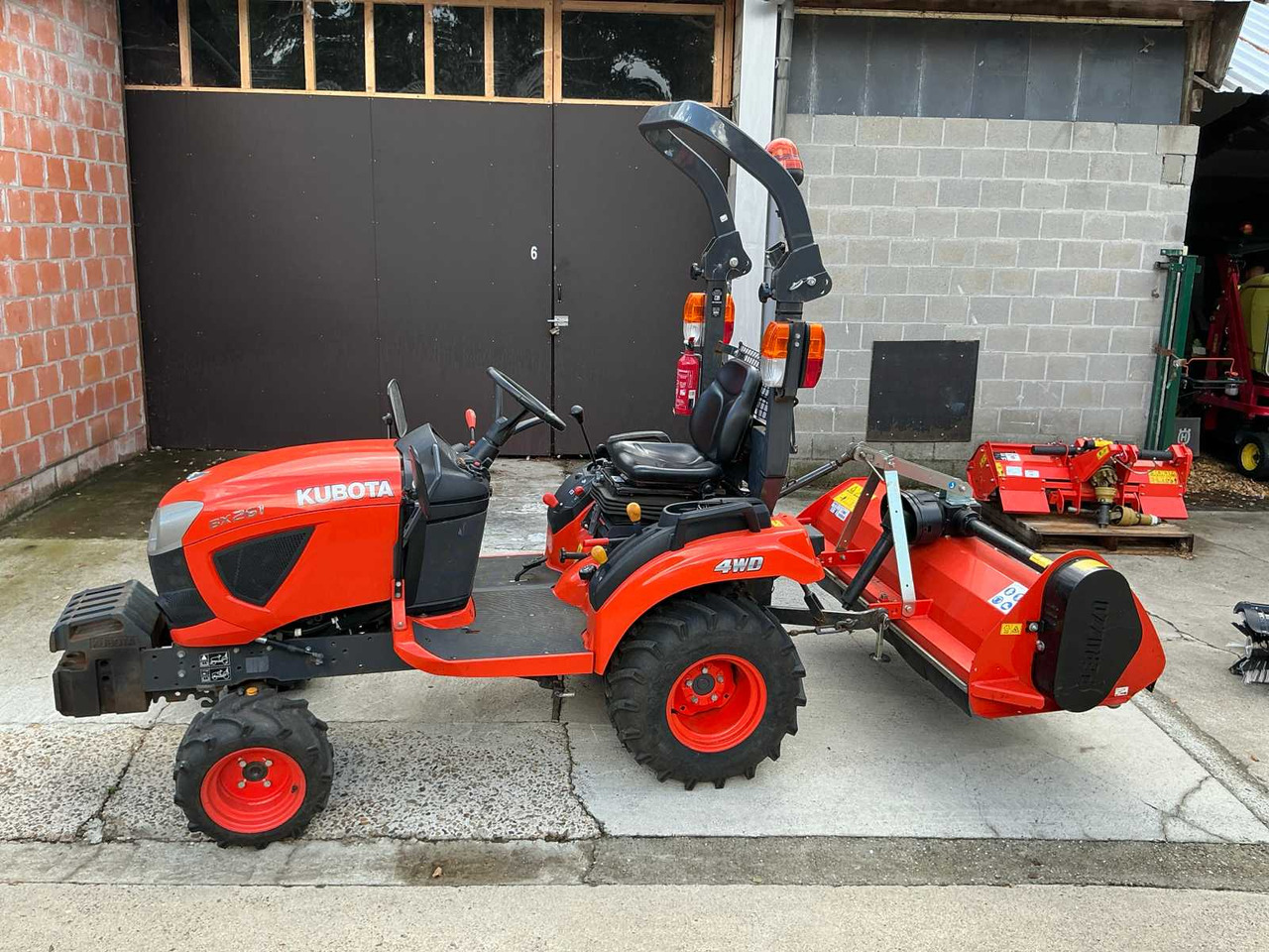 Kubota BX261 - Mini tractor: picture 3 Kubota BX261 - Mini tractor: picture 3