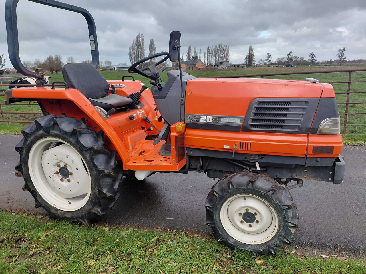Kubota GL 200 - Mini tractor: picture 1 Kubota GL 200 - Mini tractor: picture 1