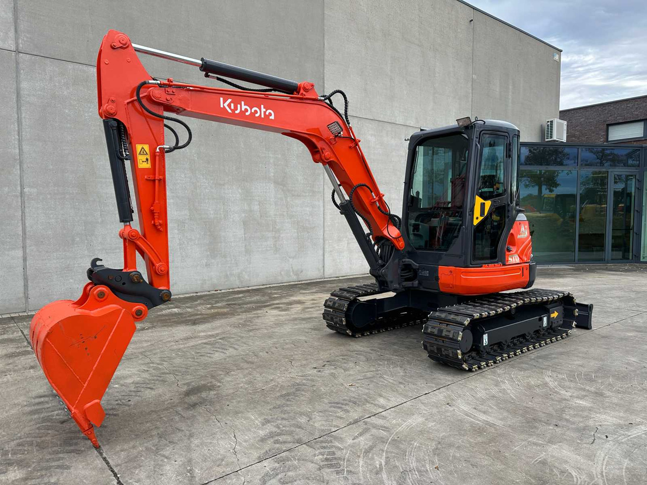 Kubota KUBOTA - 2012 - KX155-3SZ - MIDI EXCAVATOR - Crawler excavator: picture 1 Kubota KUBOTA - 2012 - KX155-3SZ - MIDI EXCAVATOR - Crawler excavator: picture 1
