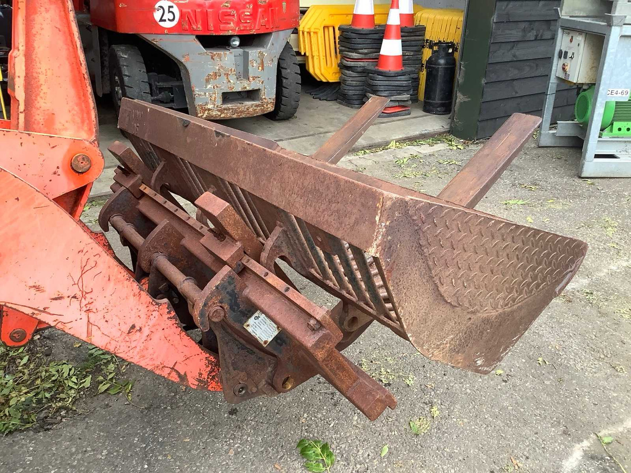 Kubota R420 - Wheel loader: picture 3 Kubota R420 - Wheel loader: picture 3