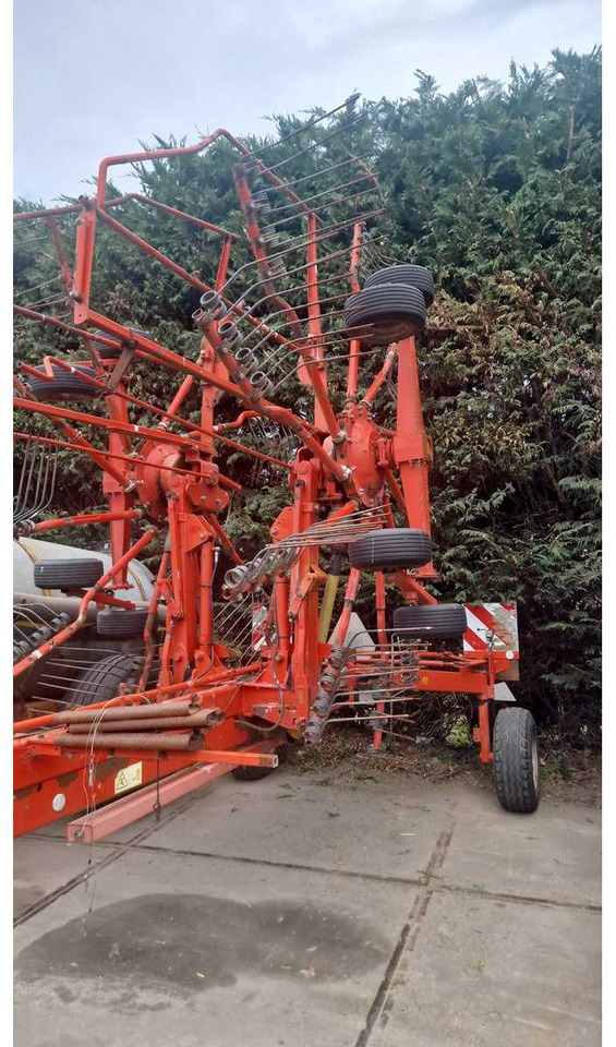 Kuhn GA7501 - Tedding equipment: picture 3 Kuhn GA7501 - Tedding equipment: picture 3