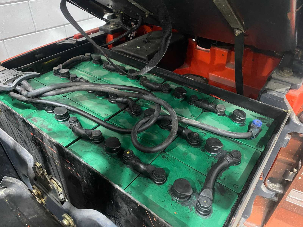 Forklift LINDE - 2012 - E15 - FORKLIFT TRUCK: picture 16