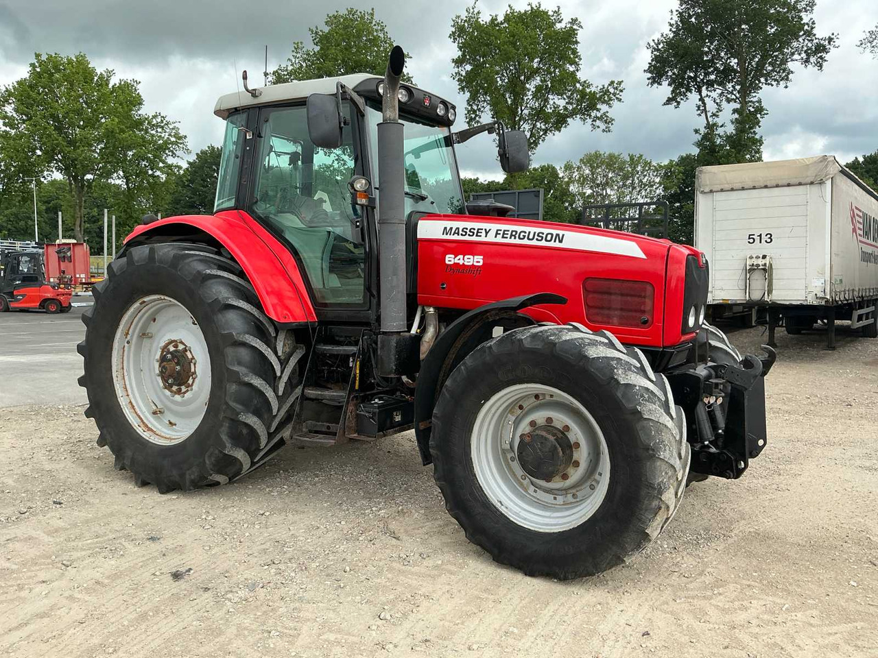 Massey Ferguson 6495 Dynashift - Farm tractor: picture 3 Massey Ferguson 6495 Dynashift - Farm tractor: picture 3