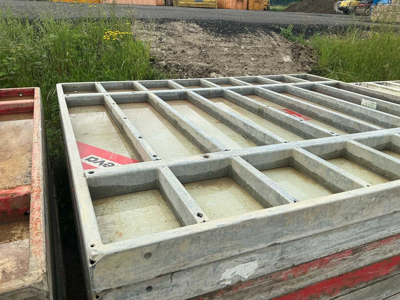 Meva - Concrete equipment: picture 5 Meva - Concrete equipment: picture 5