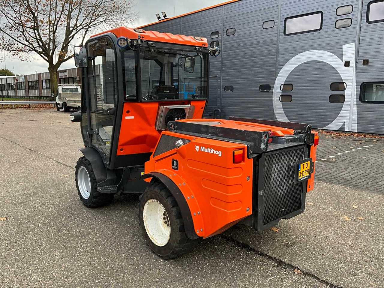 Multihog MH90 - Farm tractor: picture 3 Multihog MH90 - Farm tractor: picture 3