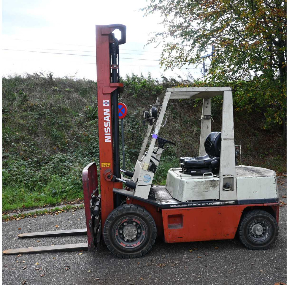 NISSAN - EH02A25U - FORKLIFT TRUCK - Forklift: picture 2 NISSAN - EH02A25U - FORKLIFT TRUCK - Forklift: picture 2