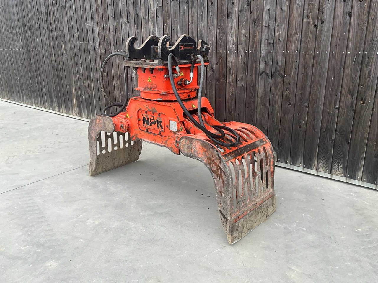 NPK DG-9 - Excavator bucket: picture 1 NPK DG-9 - Excavator bucket: picture 1