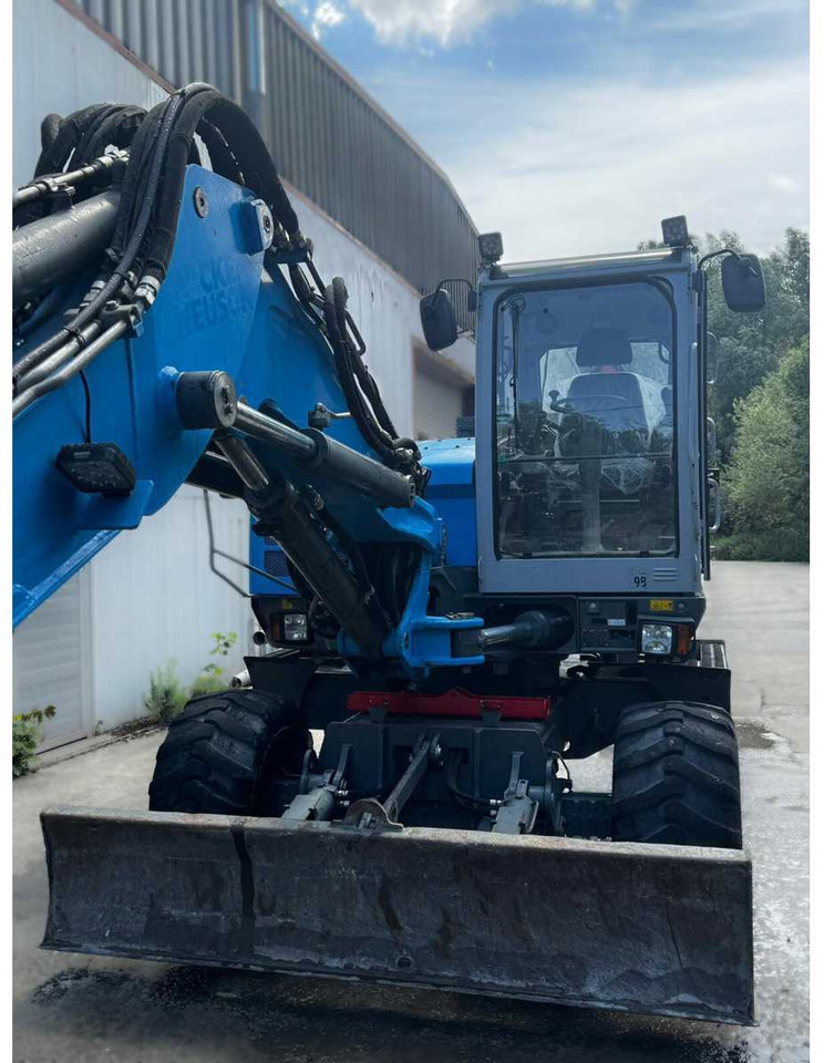 Neuson - Wheel excavator: picture 2 Neuson - Wheel excavator: picture 2