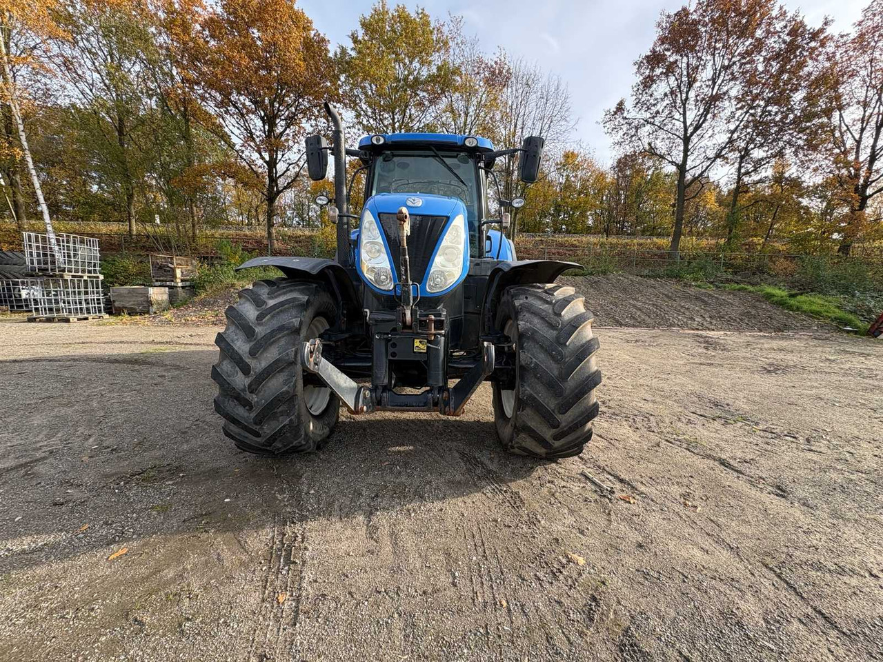 New Holland NEW HOLLAND T7.260 AGRICULTURAL TRACTOR WITH ALL-WHEEL DRIVE - Farm tractor: picture 2 New Holland NEW HOLLAND T7.260 AGRICULTURAL TRACTOR WITH ALL-WHEEL DRIVE - Farm tractor: picture 2