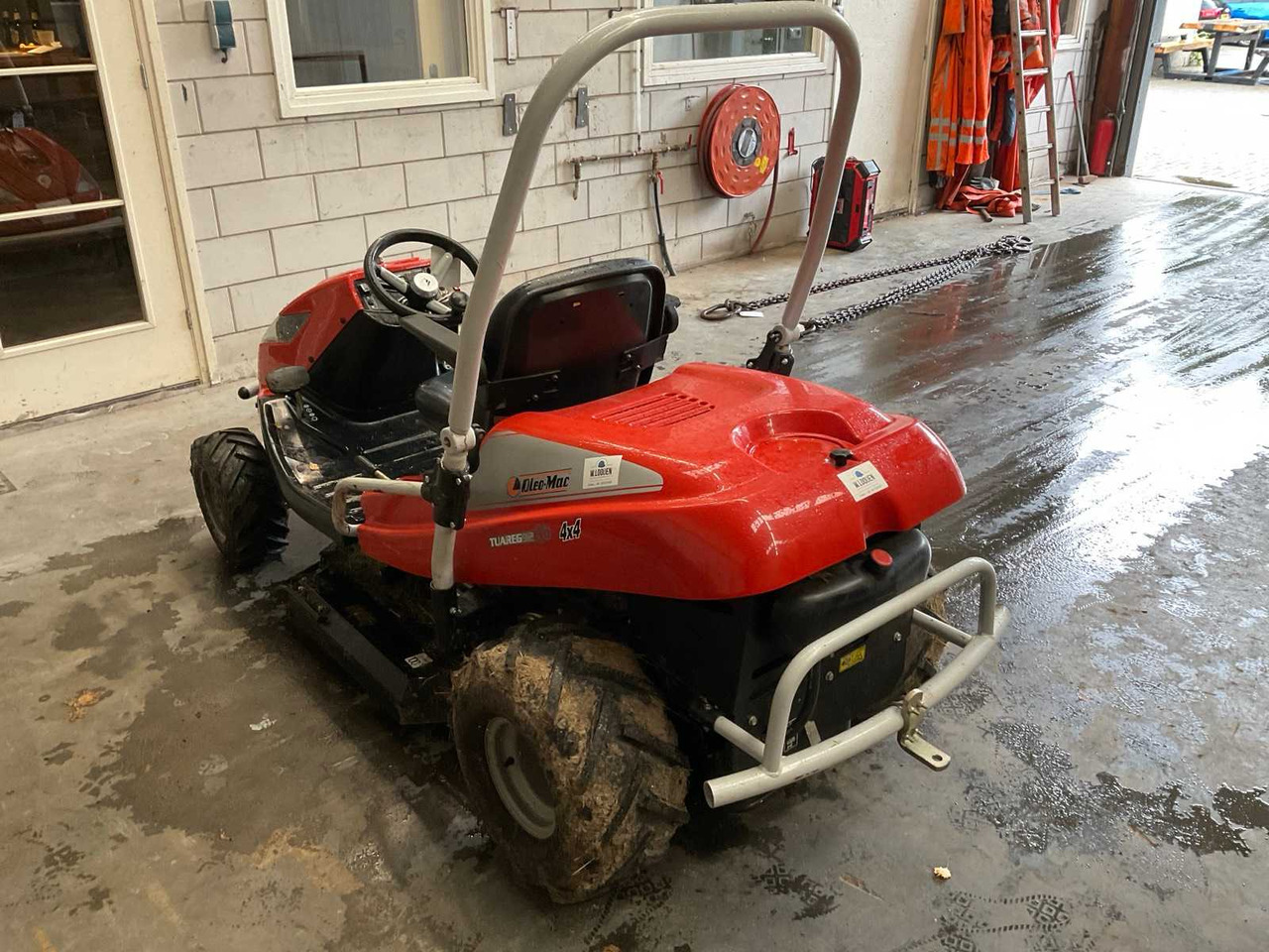 Oleo-Mac 4x4 Tuareg 92 EVO - Garden mower: picture 2 Oleo-Mac 4x4 Tuareg 92 EVO - Garden mower: picture 2