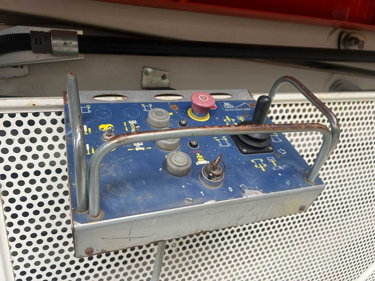 PB - S171-16 E - AERIAL PLATFORM BUILT IN 2015 WITH WORKING HEIGHT 17.3M - Aerial platform: picture 5 PB - S171-16 E - AERIAL PLATFORM BUILT IN 2015 WITH WORKING HEIGHT 17.3M - Aerial platform: picture 5