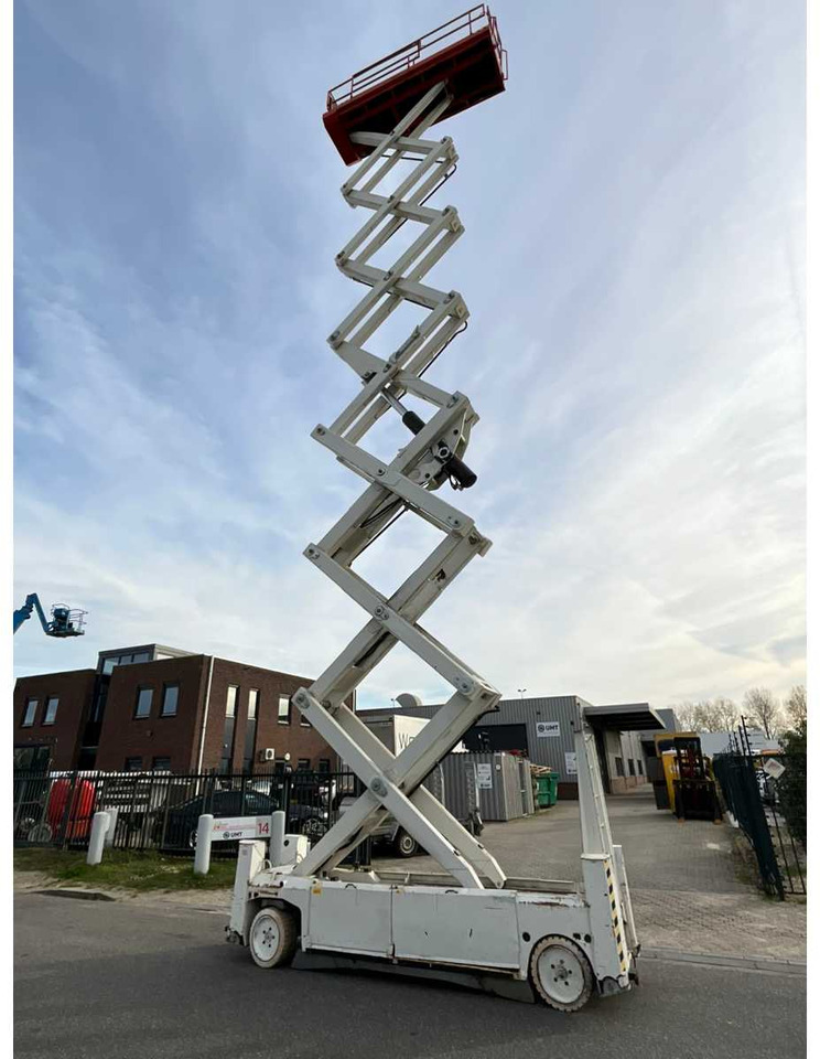 PB - S225-12ES - AERIAL PLATFORM WORKING HEIGHT 22,5 METERS, YEAR OF MANUFACTURE 2011 - Aerial platform: picture 2 PB - S225-12ES - AERIAL PLATFORM WORKING HEIGHT 22,5 METERS, YEAR OF MANUFACTURE 2011 - Aerial platform: picture 2